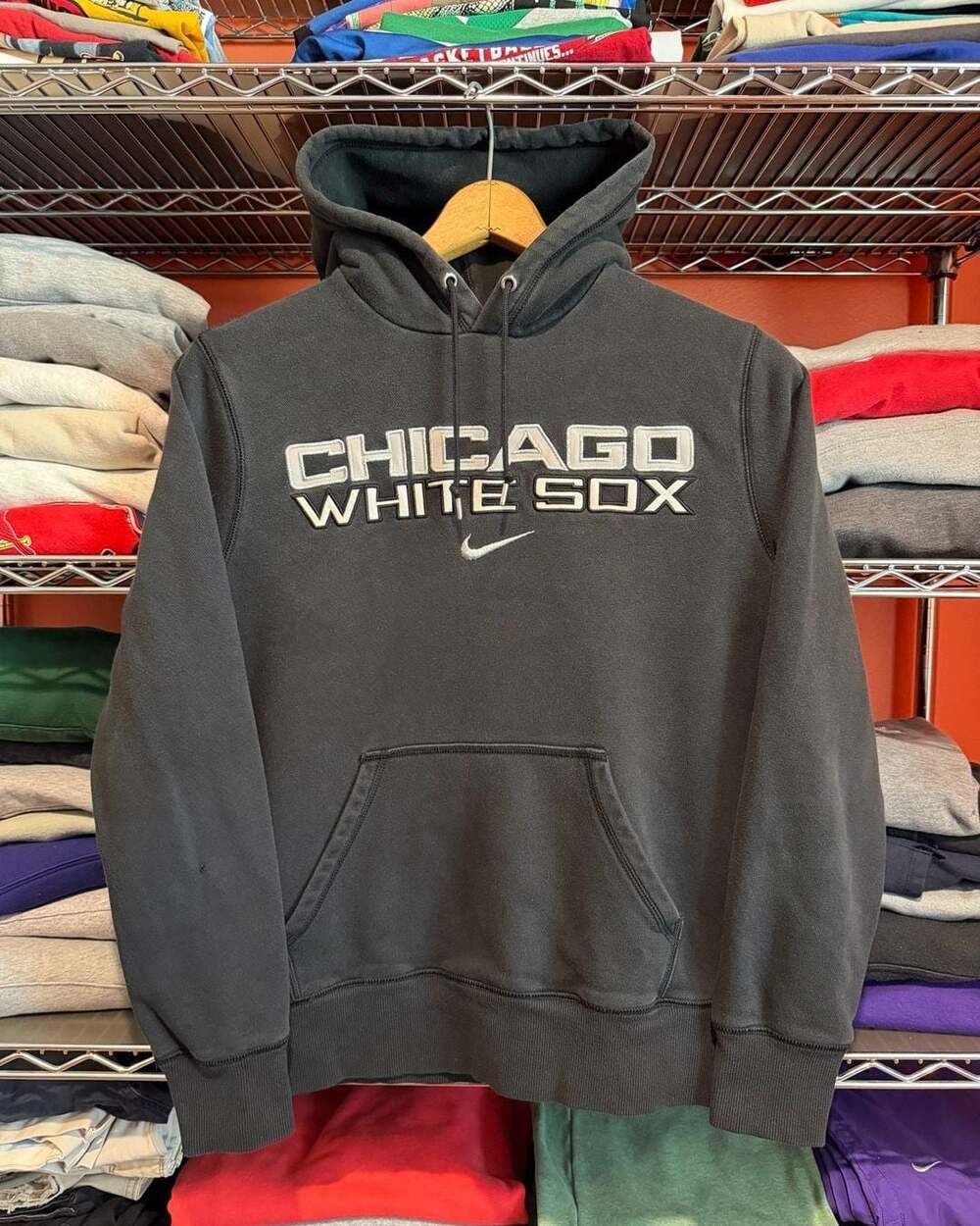 Nike Team Center Swoosh Chicago White Sox Medium Black Hoodie MLB
